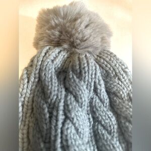 Cable knitted cap